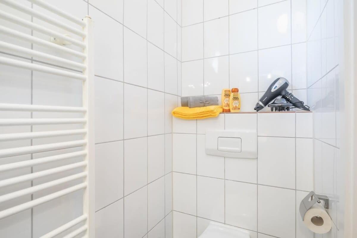 Beautiful 2 Bedroom Apartment Incl Parking Αμβούργο Εξωτερικό φωτογραφία